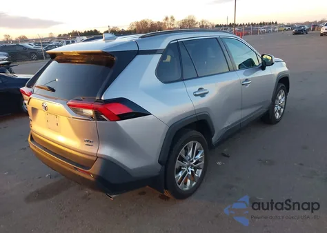 2021 Toyota Rav4 Xle Premium из США, поврежденный, VIN 2T3A1RFV1MC180701